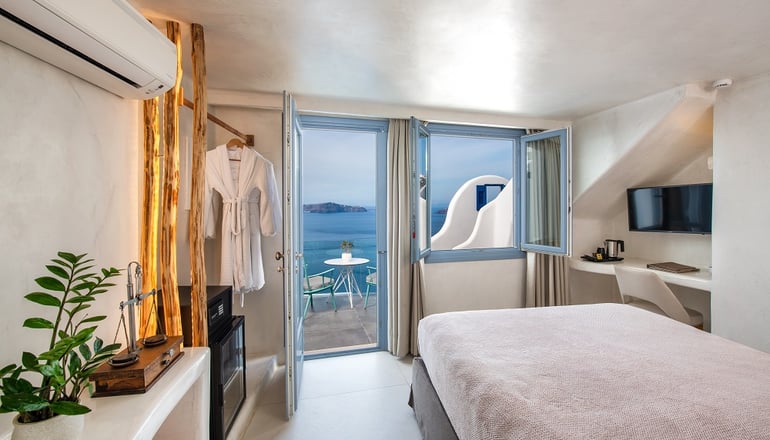 5* Athina Luxury Suites - Φηρά, Σαντορίνη